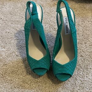 Steve Madden Teal Slingback Heels